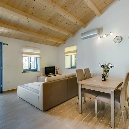 Apartments Relax Veli Losinj Exterior photo