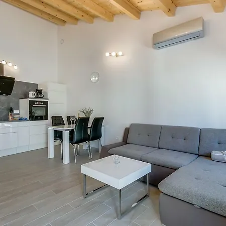 Apartments Relax Veli Losinj Exterior photo