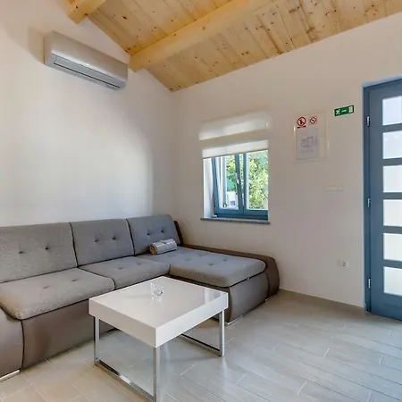 Apartments Relax Veli Losinj Exterior photo